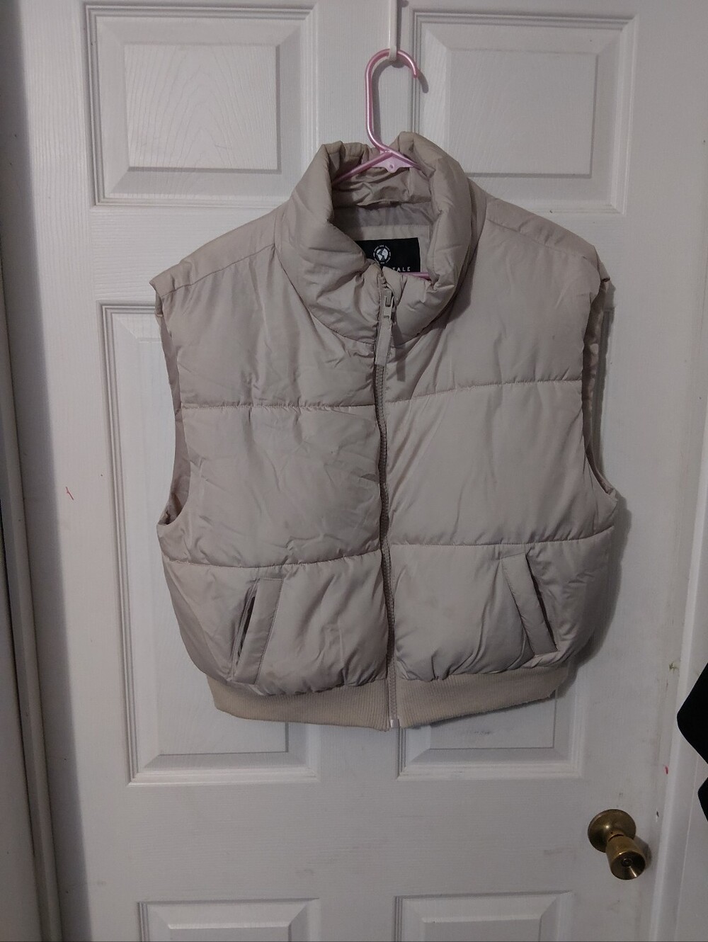Aeropostale Cream Puffer Vest